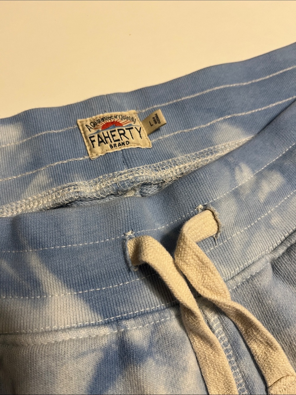 {Faherty} Tie-dye Sweatpants in Pacific Mist